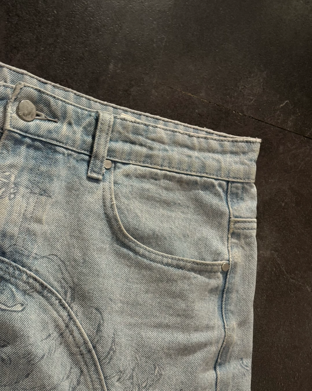 ג'ינס מלאכים בהיר