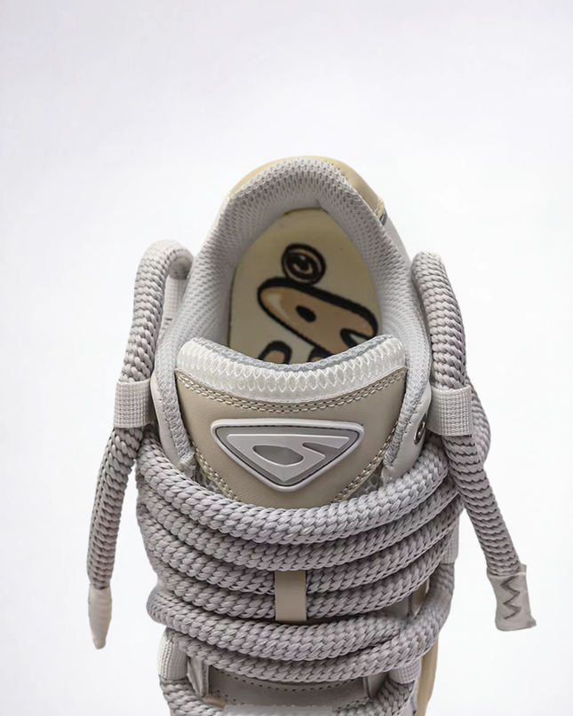 נעל שרוכים משולבים